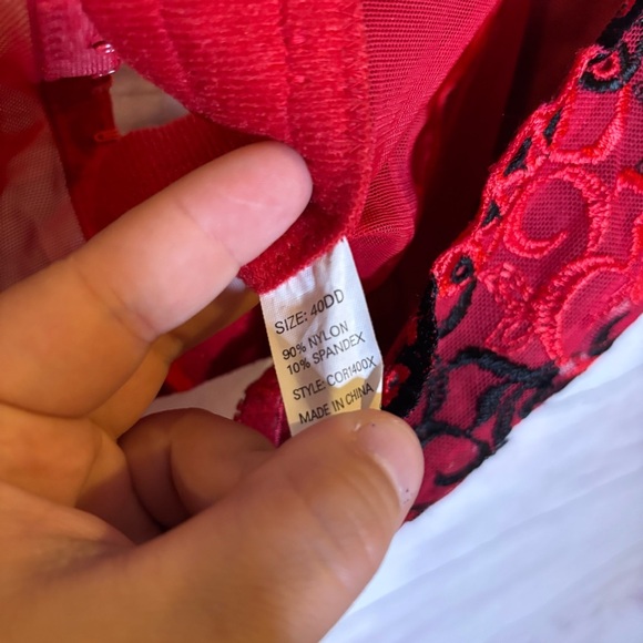 Vintage Bustier Wired Corset Elegant Red and Black Lace Structured Top 40DD - Picture 5 of 6